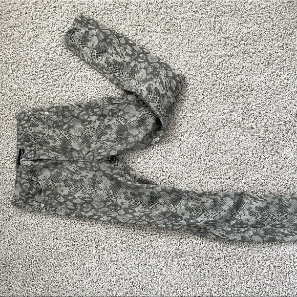 Snakeskin print Zara pants - Picture 2 of 4